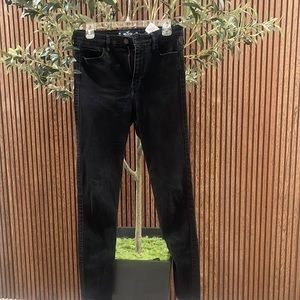 Holister black jeans 30x30 ultra high rise super skinny